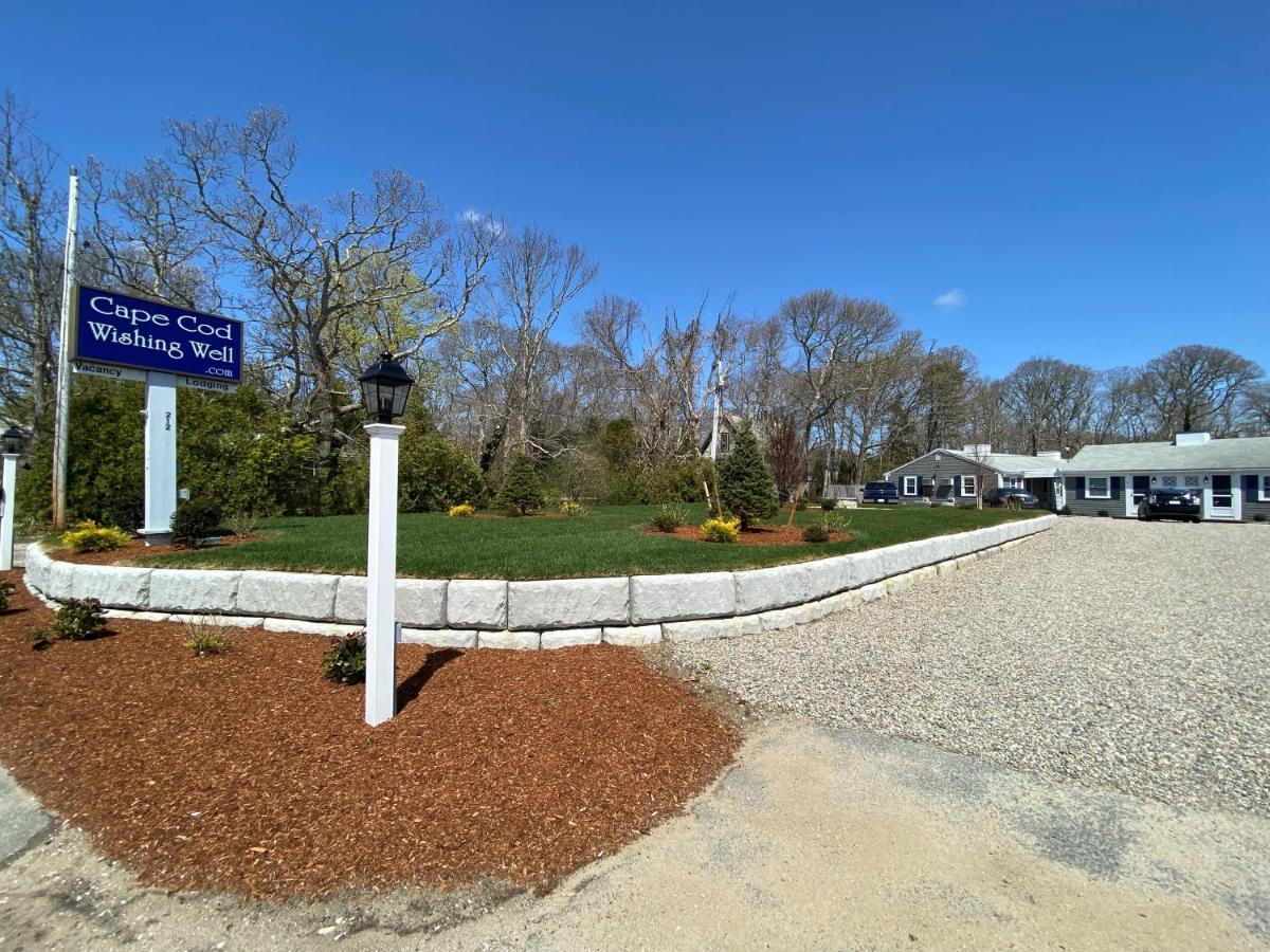 Cape Cod Wishing Well Motel Harwich Port Exterior photo